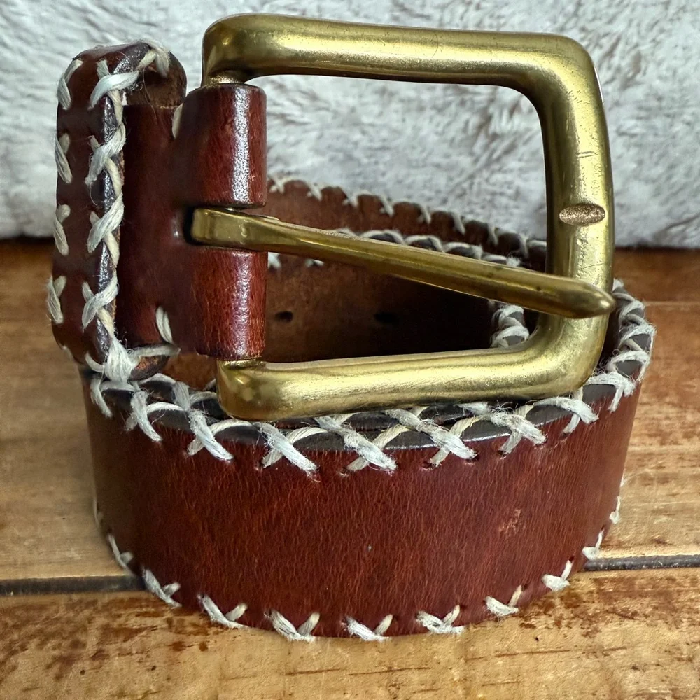 Vintage Brown Leather Banana Republic Belt with Solid  Brass Buckle Boho Vibe - Picture 1 of 12
